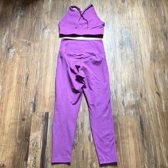 Girlfriend Collective Purple Leggings and Crop Top Set - Picture 9 of 9